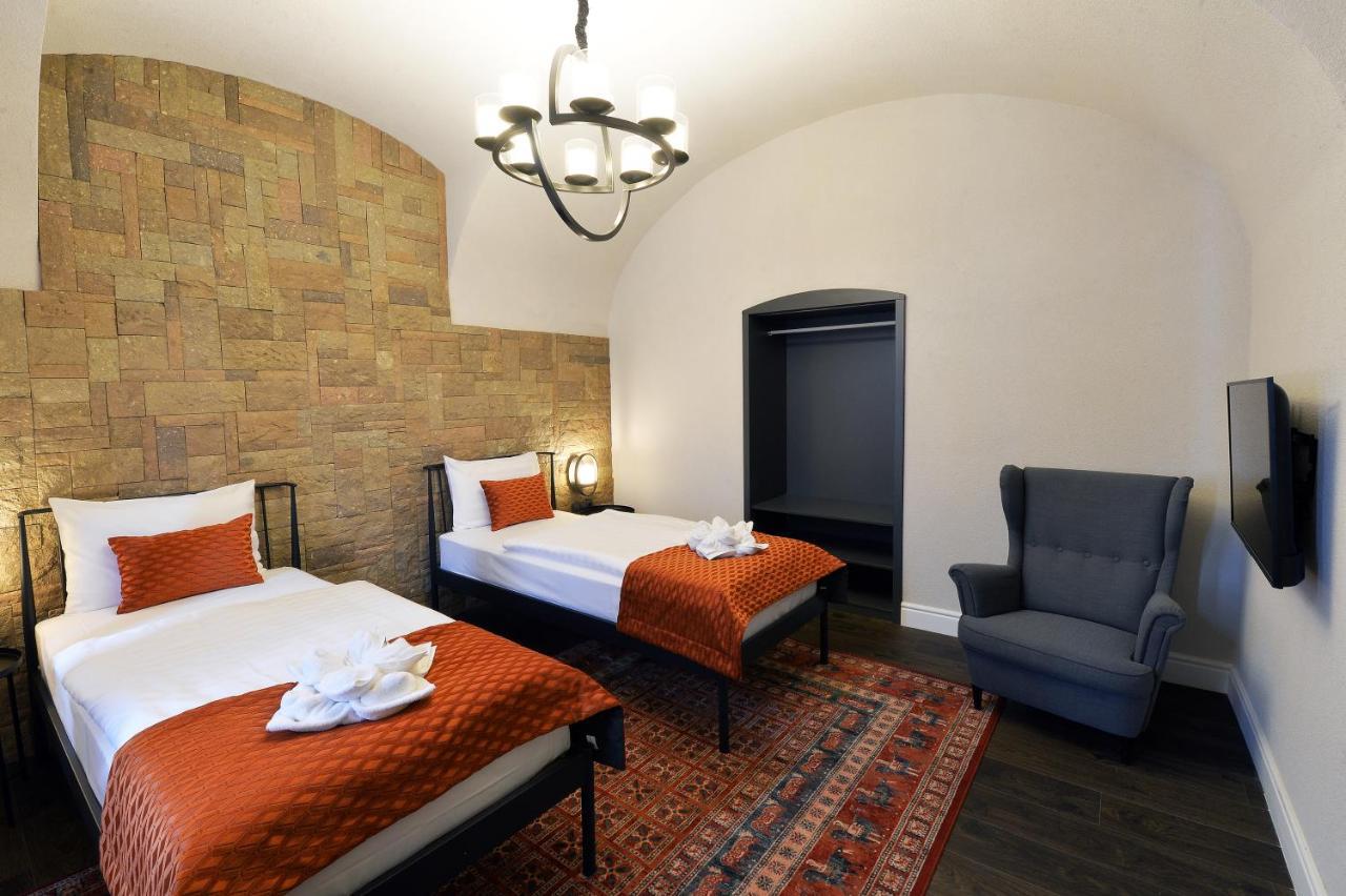 1552 Boutique Hotel Eger Exterior foto