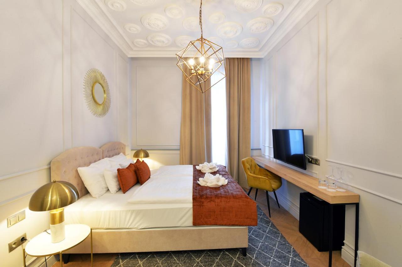 1552 Boutique Hotel Eger Exterior foto
